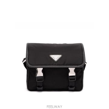 PRADA 26FW ����� Re Nylon �� ���ǾƳ� ���� ��� �� 2VD0342DMHVXOPF0002 TP5804326FW ����� Re Nylon �� ���ǾƳ� ���� ��� �� 2VD0342D