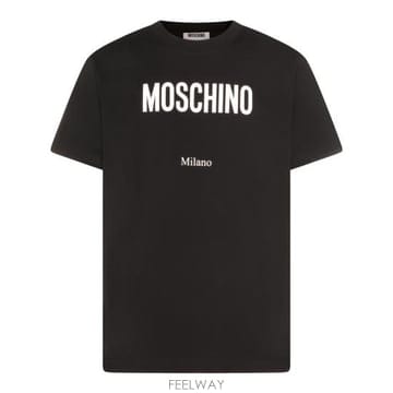 Moschino 26SS ��Ű�� ���� Ƽ���� 261ZZ0713 02411555 BLACK26SS ��Ű�� ���� Ƽ���� 261ZZ0713 02411555 BLACK