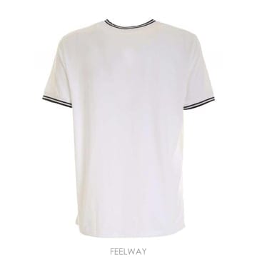 프레드 PERRY 로고 T 셔츠 in 화이트 M1588100 TP579305581