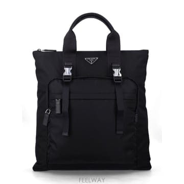 PRADA 26SS ����� ����� Re Nylon ��Ʈ �� 26P2VG0982DMGF0002 TP57930391526SS ����� ����� Re Nylon ��Ʈ �� 26P2VG0982DMGF0002
