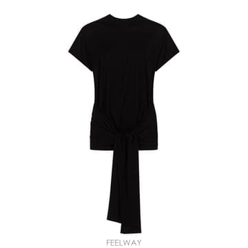 Toteme 26FW ���� �μҸ� Ƽ���� 263WRT0755 FB0419001 Black26FW ���� �μҸ� Ƽ���� 263WRT0755 FB0419001 Black