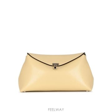 26FW 토템 티락 가죽 클러치 234WAL950 LE0025312 Champagne
