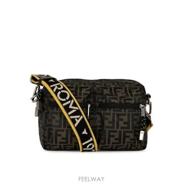 FENDI 26FW ��� ����� 7VA695 B12NF1PR4 TAB MR NERO26FW ��� ����� 7VA695 B12NF1PR4 TAB MR NERO