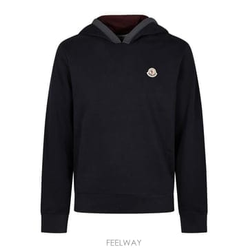 Moncler 26FW ��Ŭ���� ���� Ƽ���� 918G00010 89AUJ742 Navy26FW ��Ŭ���� ���� Ƽ���� 918G00010 89AUJ742 Navy
