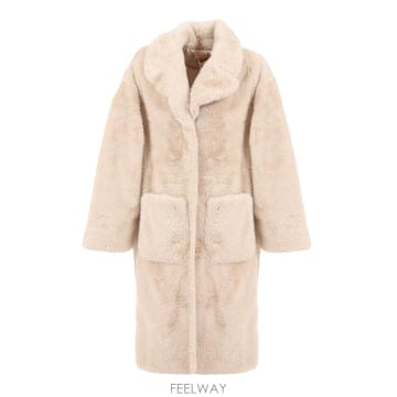 | Other Brand | 25FW MONNALISA HAIRY PELUCHE TEDDY ��Ʈ 17F10460300003 TP5704525FW MONNALISA HAIRY PELUCHE TEDDY ��Ʈ 17F10460300003