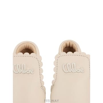 Chloe chloe SCARPE IN PELLE CON �ΰ� RICAMATO C20944B117 TP576463417chloe SCARPE IN PELLE CON �ΰ� RICAMATO C20944B117 TP5