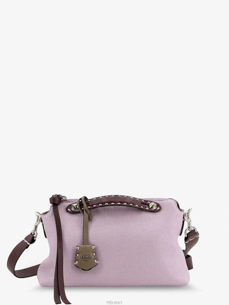 FENDI ��� ���� �� ���� �̵�� ���� ũ�ν��ٵ� �� 8BL155AVTCF B0652283802��� ���� �� ���� �̵�� ���� ũ�ν��ٵ� �� 8BL155AVTC
