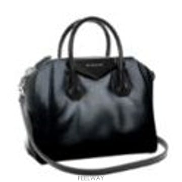 Givenchy 26FW ����� Ŭ��ġ �Ŀ�ġ BB519KB2HZ 001 001 BLACK26FW ����� Ŭ��ġ �Ŀ�ġ BB519KB2HZ 001 001 BLACK