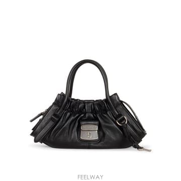 Marc Jacobs 26FW ��ũ�����߽� ����� 2F5HCR014H01 001 Black26FW ��ũ�����߽� ����� 2F5HCR014H01 001 Black