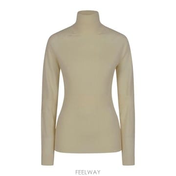 Moncler 25FW ��Ŭ���� ������ 989F00001 M112204A Beige25FW ��Ŭ���� ������ 989F00001 M112204A Beige