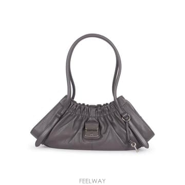 Marc Jacobs 26FW ��ũ�����߽� ����� 2F5HSH031H01 090 ALUMINUM26FW ��ũ�����߽� ����� 2F5HSH031H01 090 ALUMINUM