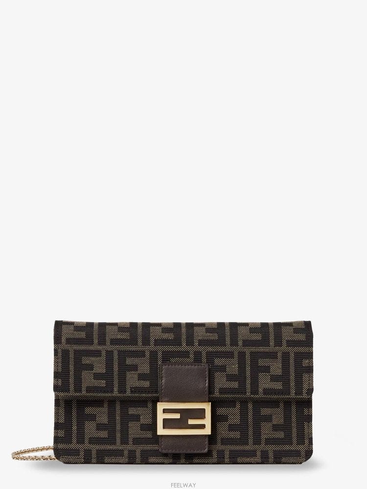 FENDI ��� ���� �� ü�� Ʃ�� FF ZUCCA �к긯 ũ�ν��ٵ� �� 8M B0652283871��� ���� �� ü�� Ʃ�� FF ZUCCA �к긯 ũ�ν��ٵ� �� 8