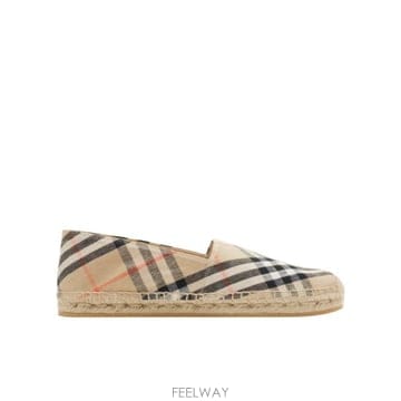 Burberry Burberry ���� casual ���� 81091801 TP579254326Burberry ���� casual ���� 81091801 TP579254326
