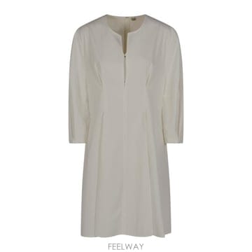 Toteme 26SS ���� �̵� ���ǽ� 262WRD0336 FB0490047 White26SS ���� �̵� ���ǽ� 262WRD0336 FB0490047 White
