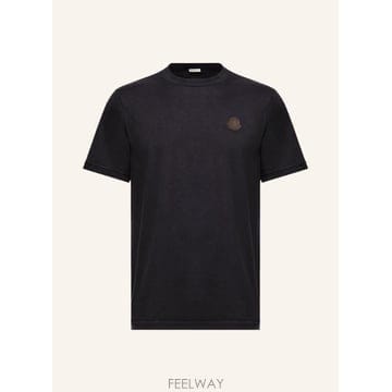 Moncler Moncler T ���� 100325369117000 TP581463109Moncler T ���� 100325369117000 TP581463109