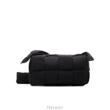 Bottega Veneta 24FW ���װ�����Ÿ Borsa Padded Tech cassette ī��Ʈ ���װ�����Ÿ in nylon 624FW ���װ�����Ÿ Borsa Padded Tech cassette ī��Ʈ ��