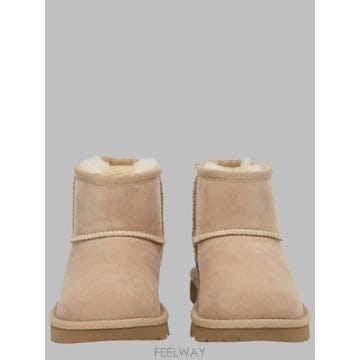 26FW Ugg 보이즈 부츠 1174410KKCHE TP581405827