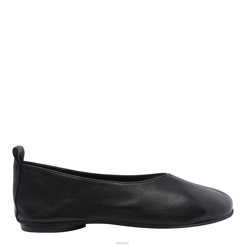| Other Brand | 26 F/W POEVE NADA �߷����� CJS43/NERO B001228456026 F/W POEVE NADA �߷����� CJS43/NERO B0012284560