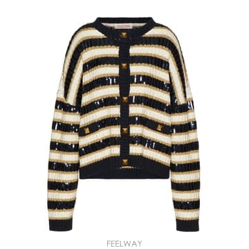Valentino 23SS Valentino ���� ��Ʈ ������ 1B3KA04F7A37D1 TP57211774123SS Valentino ���� ��Ʈ ������ 1B3KA04F7A37D1 TP57211
