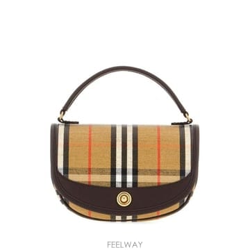 Burberry 26FW ������ ���̷��� ũ�ν��ٵ� �� 8112160 B9368 SAND26FW ������ ���̷��� ũ�ν��ٵ� �� 8112160 B9368 SAND
