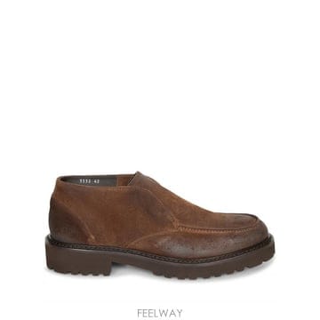 | Other Brand | 26FW DOUCALS ���� suede ����  Thick rubber sole  Elegant chukka26FW DOUCALS ���� suede ����  Thick rubber sole  Ele