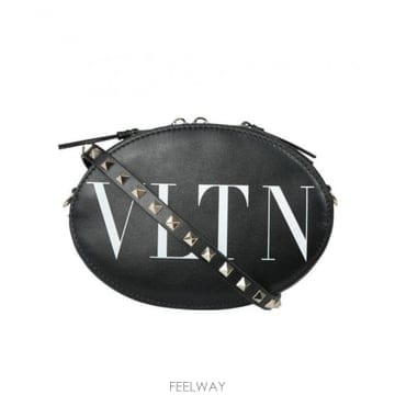 Valentino 22FW Valentino ���� ��� �� RW2B0C47RCHNER TP57924057422FW Valentino ���� ��� �� RW2B0C47RCHNER TP579240574