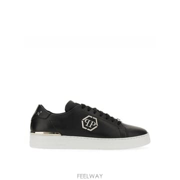 Philipp Plein 26SS �ʸ��÷��� ����Ŀ�� With �ΰ� FABSUSC0379PLE075N02 TP58021424526SS �ʸ��÷��� ����Ŀ�� With �ΰ� FABSUSC0379PLE075N0