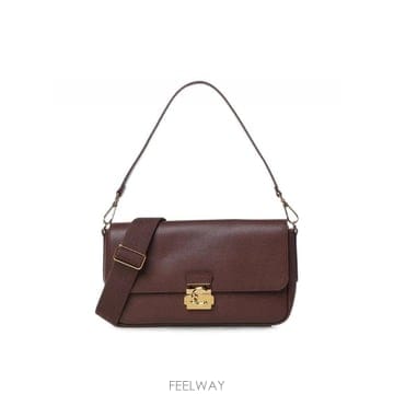 | Other Brand | 26FW COCCINELLE �ڵ�� Grained ����   Berry E1U4K120101R49 TP581126FW COCCINELLE �ڵ�� Grained ����   Berry E1U4K12010