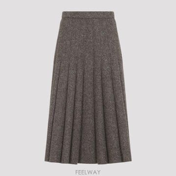 Brunello Cucinelli 26FW ���ڷ� ��ġ�ڸ� DONEGAL ��ĿƮ MD002G4092C002 TP58119552626FW ���ڷ� ��ġ�ڸ� DONEGAL ��ĿƮ MD002G4092C002 T