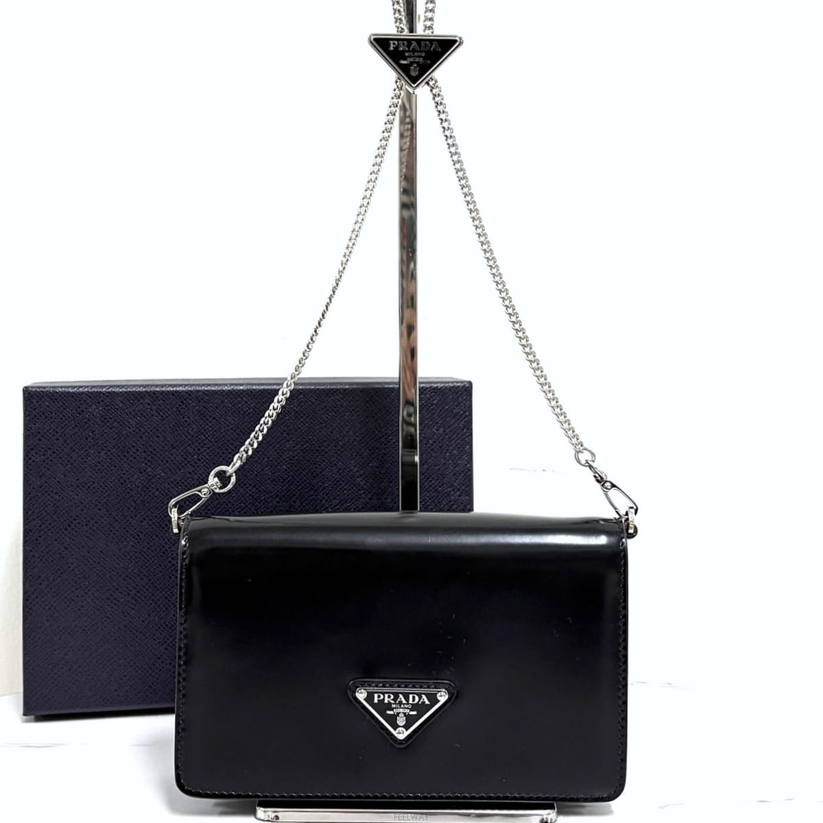 PRADA ����� �귯�õ� ü�� ũ�ν��� ���� (1BD307)����� �귯�õ� ü�� ũ�ν��� ���� (1BD307)