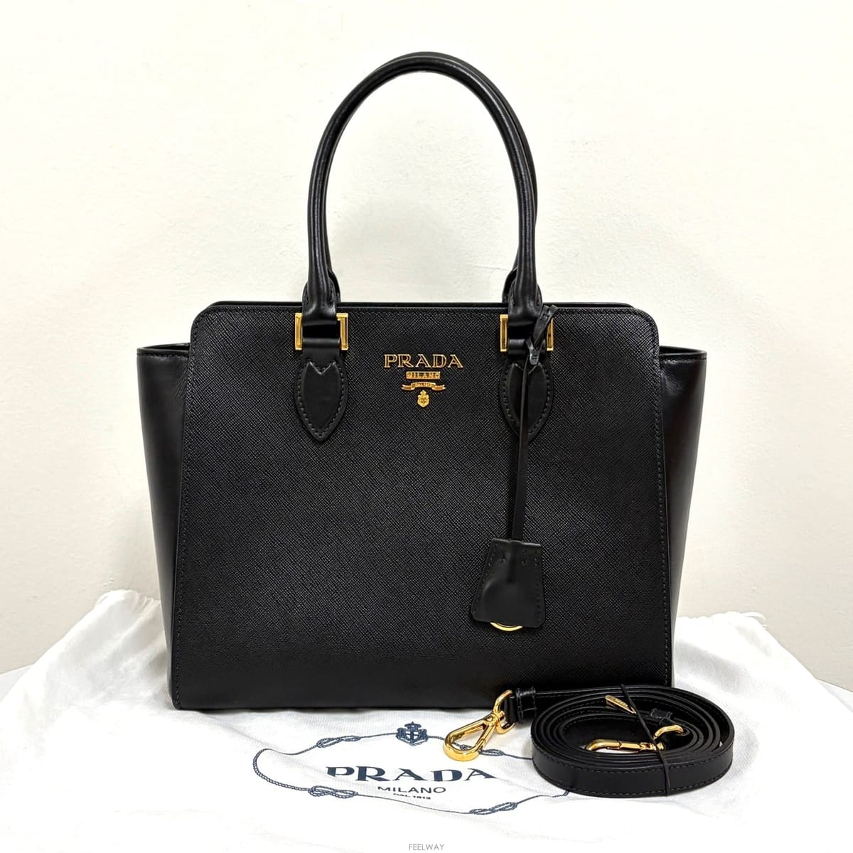 PRADA ����� ���ǾƳ� ��Ʈ�� & ����� ��������� ���ǾƳ� ��Ʈ�� & ����� ����
