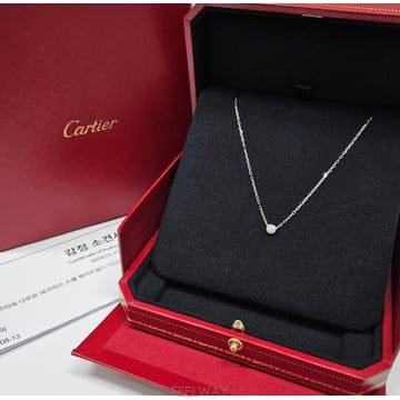 Cartier ��쿡 �ٹ��� ����� ȭ��Ʈ��� ������쿡 �ٹ��� ����� ȭ��Ʈ��� ����