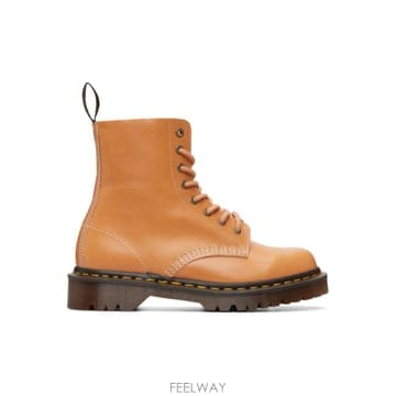 Dr. Martens 26 FW ���͸�ƾ ������ 1460 �Ľ�Į 8Ȧ ���� 262399M25501126 FW ���͸�ƾ ������ 1460 �Ľ�Į 8Ȧ ���� 262399M2550