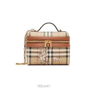 Burberry 26 FW ������ ������ �̴� üũ ����Ʈ ����Ƽ �ڵ�� 262376F04600626 FW ������ ������ �̴� üũ ����Ʈ ����Ƽ �ڵ�� 262