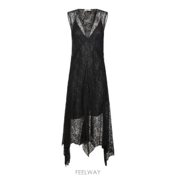 FENDI 26FW ��� �̵� ���ǽ� FDD666 B1UDF0QA1 NERO26FW ��� �̵� ���ǽ� FDD666 B1UDF0QA1 NERO