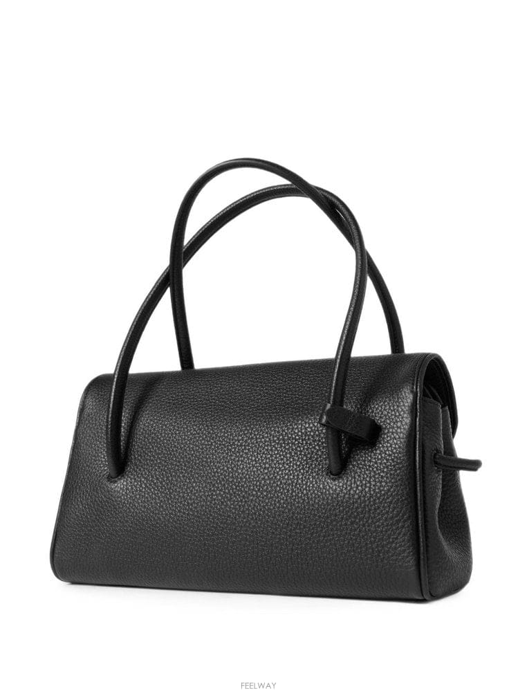 Jacquemus ��ũ���� �� �������� �� ���� �ڵ�� BAW00467AC03A039 B0712295822��ũ���� �� �������� �� ���� �ڵ�� BAW00467AC03A039 B