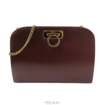 Ferragamo ��󰡸� ��ġ�� ���� ü�� ��� �� Ŭ��ġ����󰡸� ��ġ�� ���� ü�� ��� �� Ŭ��ġ��