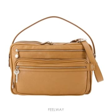 26 F/W 아크네 스튜디오 CAMERO 카메라 V 숄더 백 ACNE B0732280957