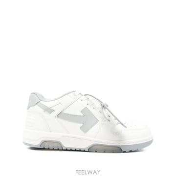 Off White 26 FW ����ȭ��Ʈ �ƿ� ���� ���ǽ� �ַο� ����Ŀ�� OWIA259C99LEA0180109 TP45534226 FW ����ȭ��Ʈ �ƿ� ���� ���ǽ� �ַο� ����Ŀ�� OWIA