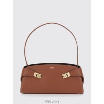 Ferragamo ��󰡸� ���� ����� 21A712 795365 TP646720515��󰡸� ���� ����� 21A712 795365 TP646720515