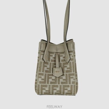 FENDI [�Ƹ�����]�̴� ��� FF ��ī�� �������� ũ�ν���8BS083[�Ƹ�����]�̴� ��� FF ��ī�� �������� ũ�ν���8BS083