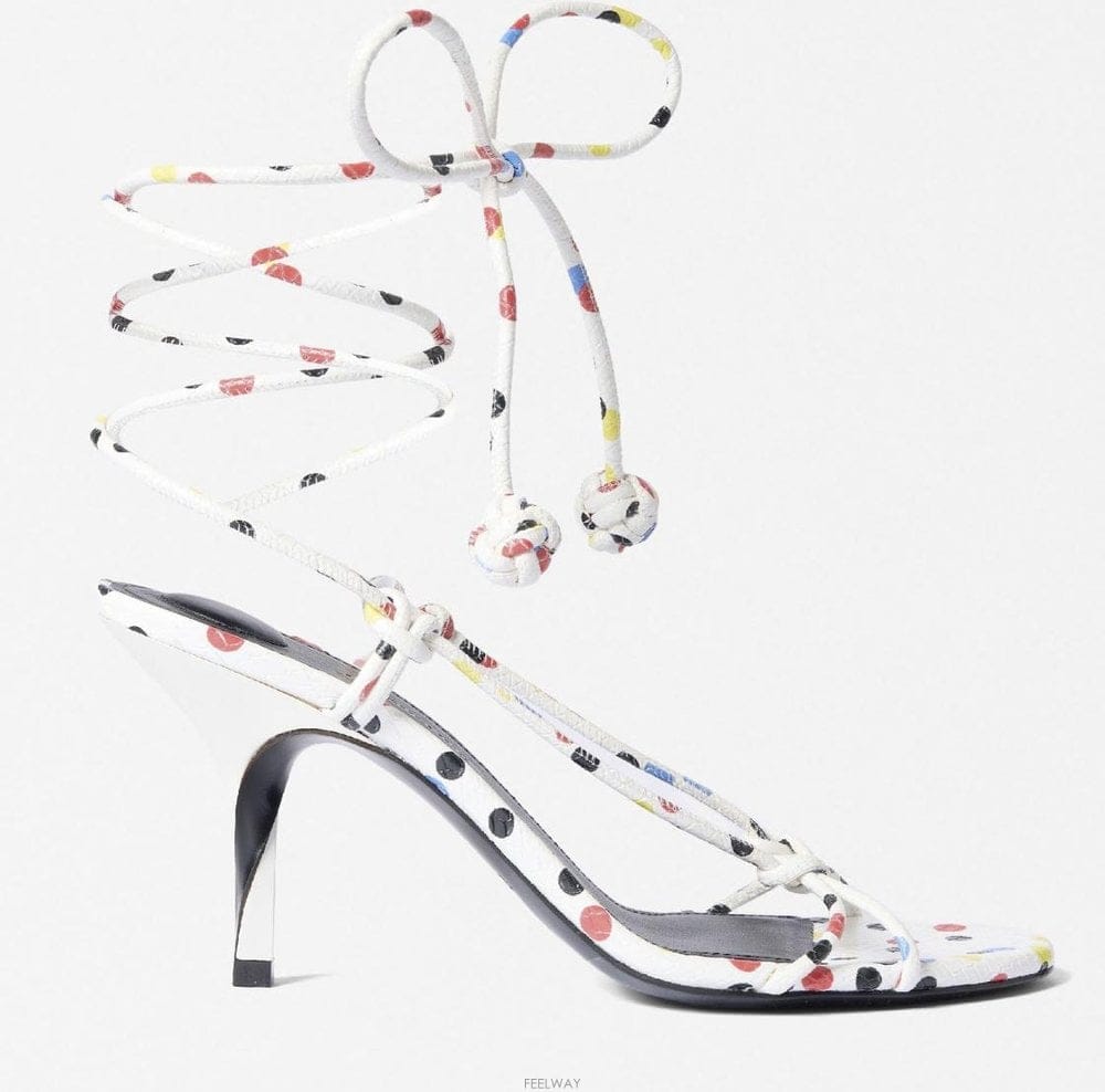 Jacquemus 26 F/W ��ũ���� SANDALI TOURNI �� LACCI BIA B074226400226 F/W ��ũ���� SANDALI TOURNI �� LACCI BIA B074226400