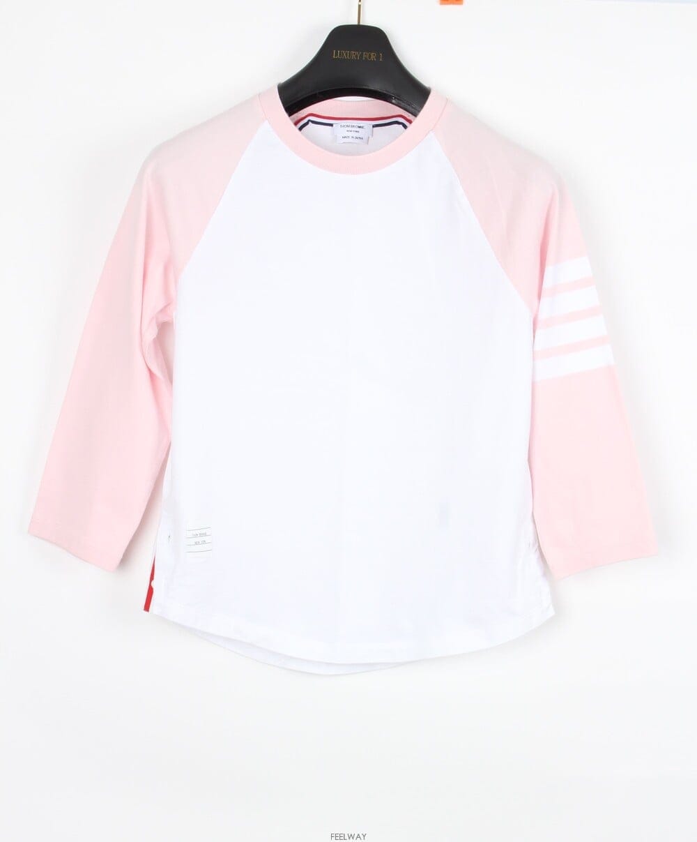Thom Browne ����� �缱���� ���� Ƽ���� 40(55)����� �缱���� ���� Ƽ���� 40(55)