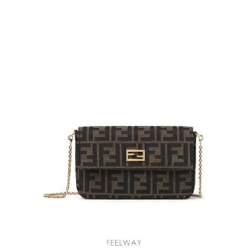 FENDI �ؿ� �θ���� ��� ���� FF ��ī ��ī��� ���� ���� ������ ����Ʈ ���� 8M0600B1JY F0VAT�ؿ� �θ���� ��� ���� FF ��ī ��ī��� ���� ���� 
