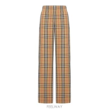 Burberry �ؿ� �θ���� ������ ���� üũ ��ư ���� 8111874 A7028 ARCHIVE BEIGE IP CHK�ؿ� �θ���� ������ ���� üũ ��ư ���� 8111874 A7028