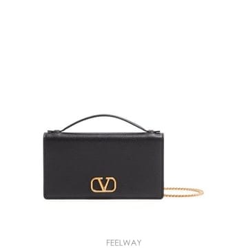 Valentino �ؿ� �θ���� �߷�Ƽ�� ����ٴ� ���� ���� �۾��� ������ V�ΰ� �ñ״�ó ü�� ���� 9W0P0AU1SNP 0�ؿ� �θ���� �߷�Ƽ�� ����ٴ� ���� ���� �۾��� ����
