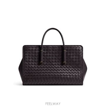Bottega Veneta �ؿ� �θ���� ���װ� ����Ÿ ���� �ٹٶ� ���� ��Ʈ�� 875932V5KD0 2094 ESPRESSO BRAS�ؿ� �θ���� ���װ� ����Ÿ ���� �ٹٶ� ���� ��Ʈ�� 87