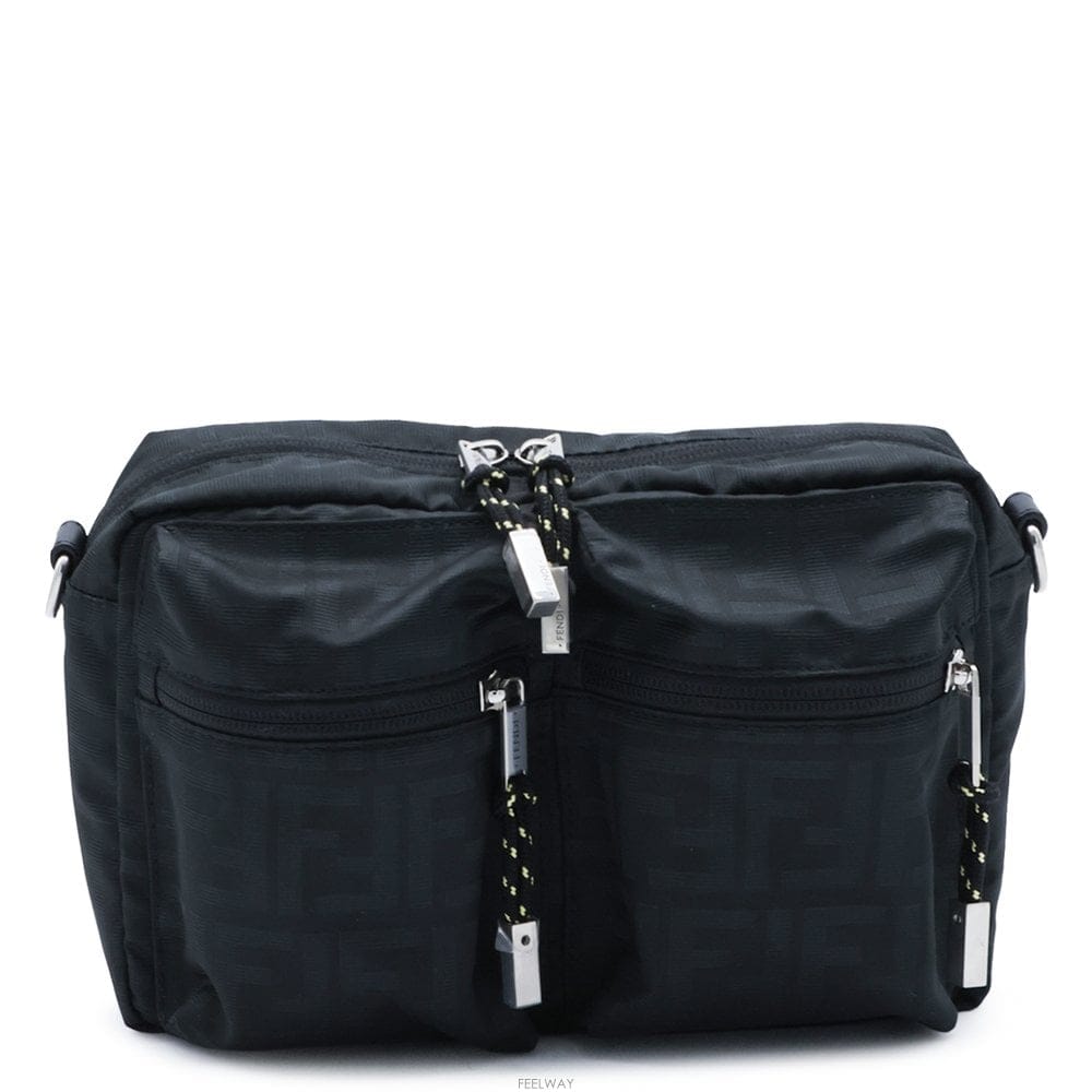 FENDI ��� ���� ũ�ν��ٵ� �� 7VA695B12NF0QA1 B0562287961��� ���� ũ�ν��ٵ� �� 7VA695B12NF0QA1 B0562287961