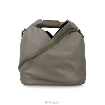 MM6 26FW MM6 �������������� JAPANESE ���д��� ũ�ν��ٵ�� SB6WD0026P8396 T9014 V26FW MM6 �������������� JAPANESE ���д��� ũ�ν��ٵ��