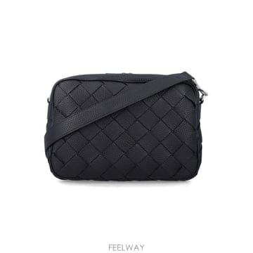 Bottega Veneta 26SS ���װ�����Ÿ �̵�� ��Ʈ��ġ���� ī�޶�� 755925V4G31 8803 Nero26SS ���װ�����Ÿ �̵�� ��Ʈ��ġ���� ī�޶�� 755925V